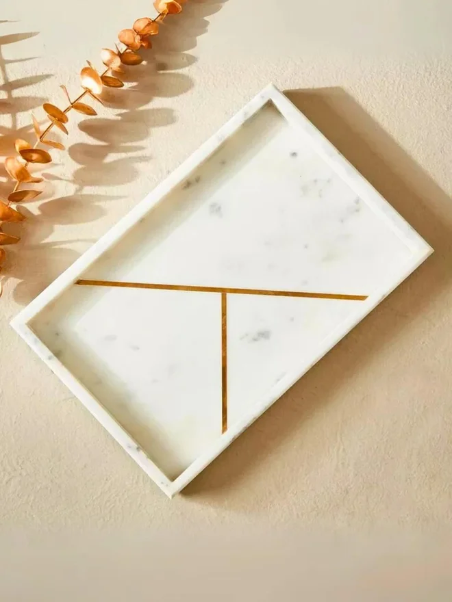 1 تشيس 1CHASE Rectangular Marble Stone Tray with Gold Pattern